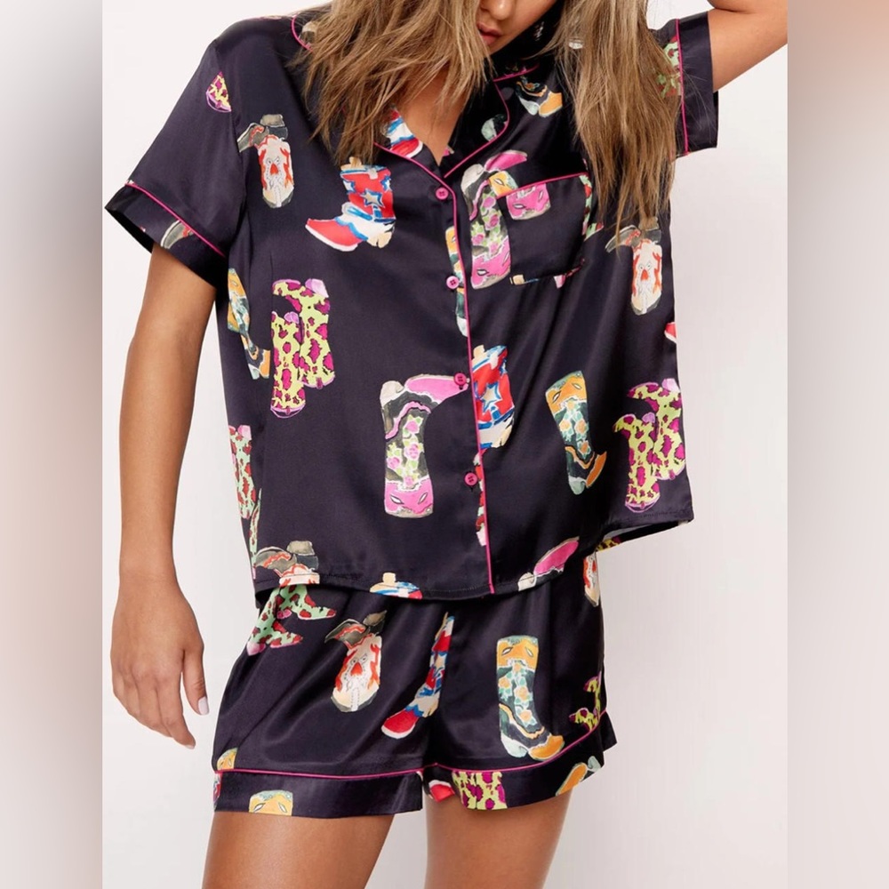 Cowboy boot print pajamas - size small NWOT